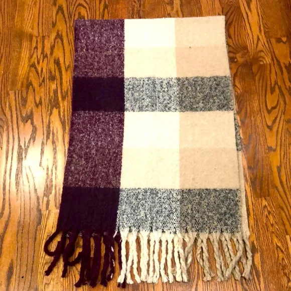 Echo design plaid scarf image 3